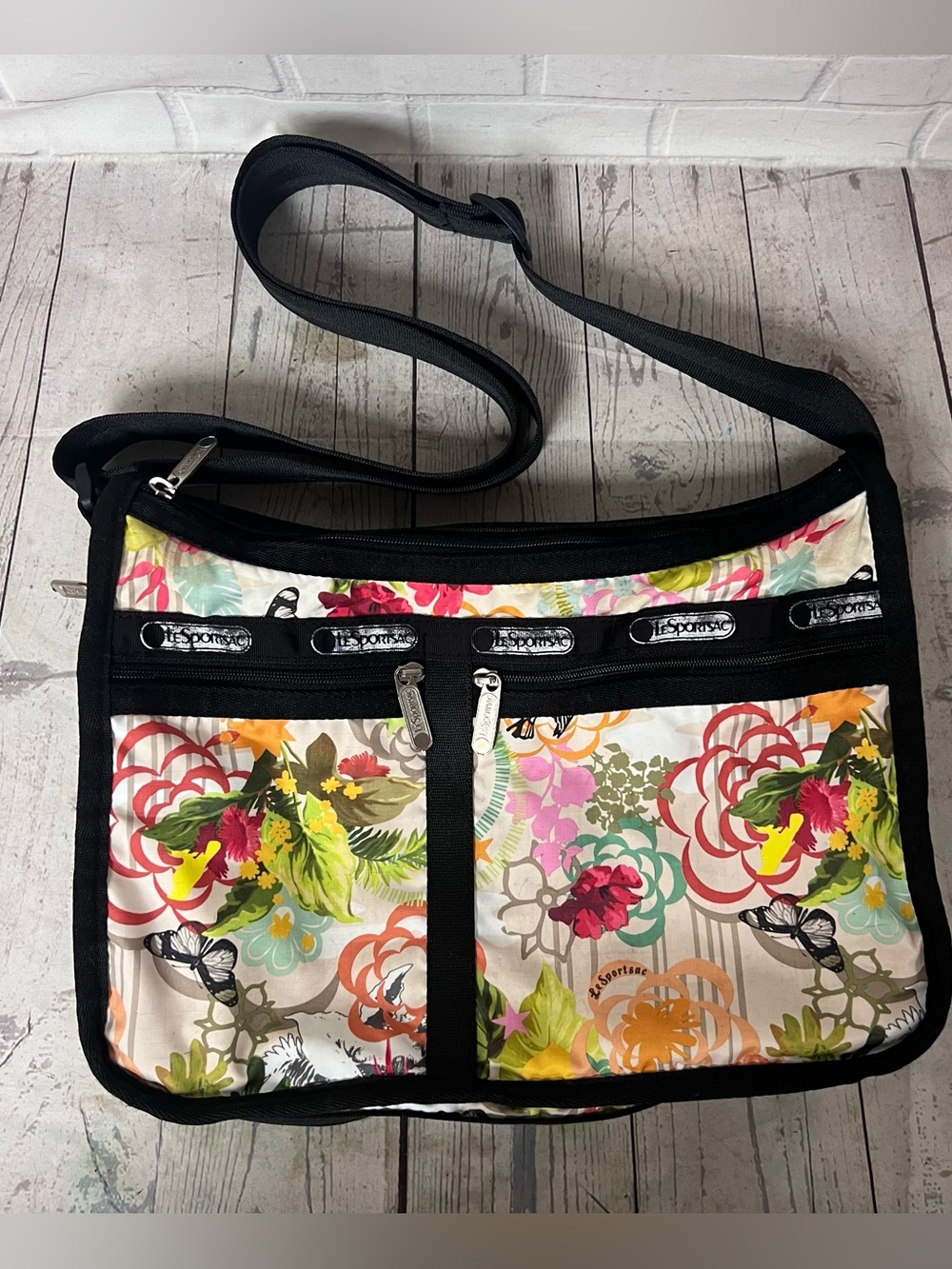 Lesportsac Deluxe Everyday Bag Floral Butterfly Expandable Nylon Crossbody Purse